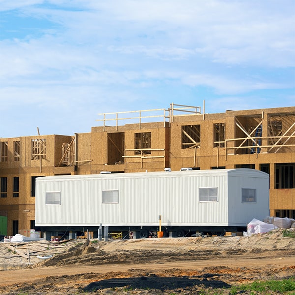 construction site office trailers can be equipped with restrooms and kitchen facilities for the convenience of workers